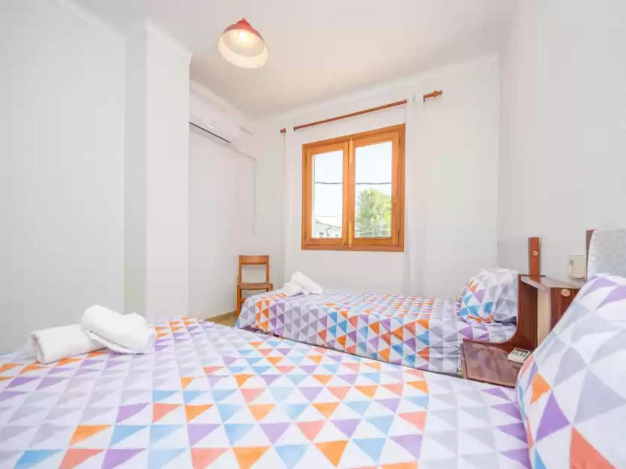 Wondrous House In Marina Manresa Chalet
